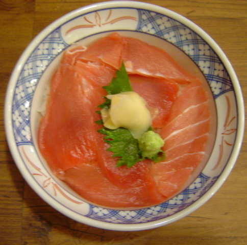 isomarusuisan-magurodon1.jpg